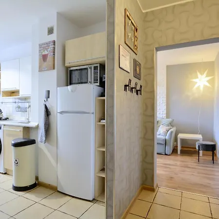 Dzien Dobry アパート ヴァウブジフ