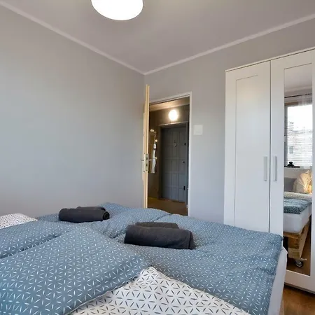 Dzien Dobry アパート ヴァウブジフ