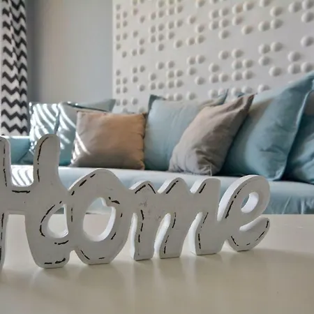 Dzien Dobry アパート *